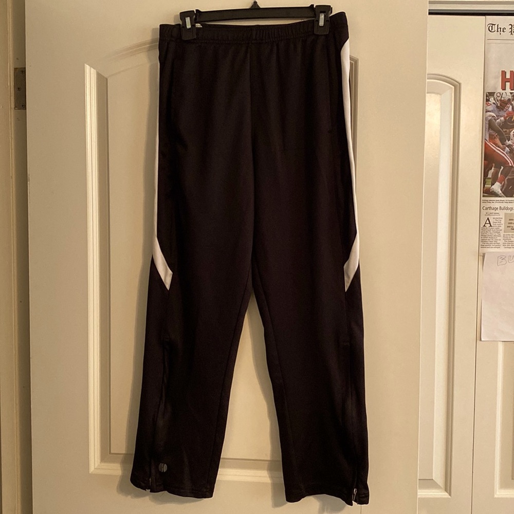 A few snags, but in good shape! Good for short people!